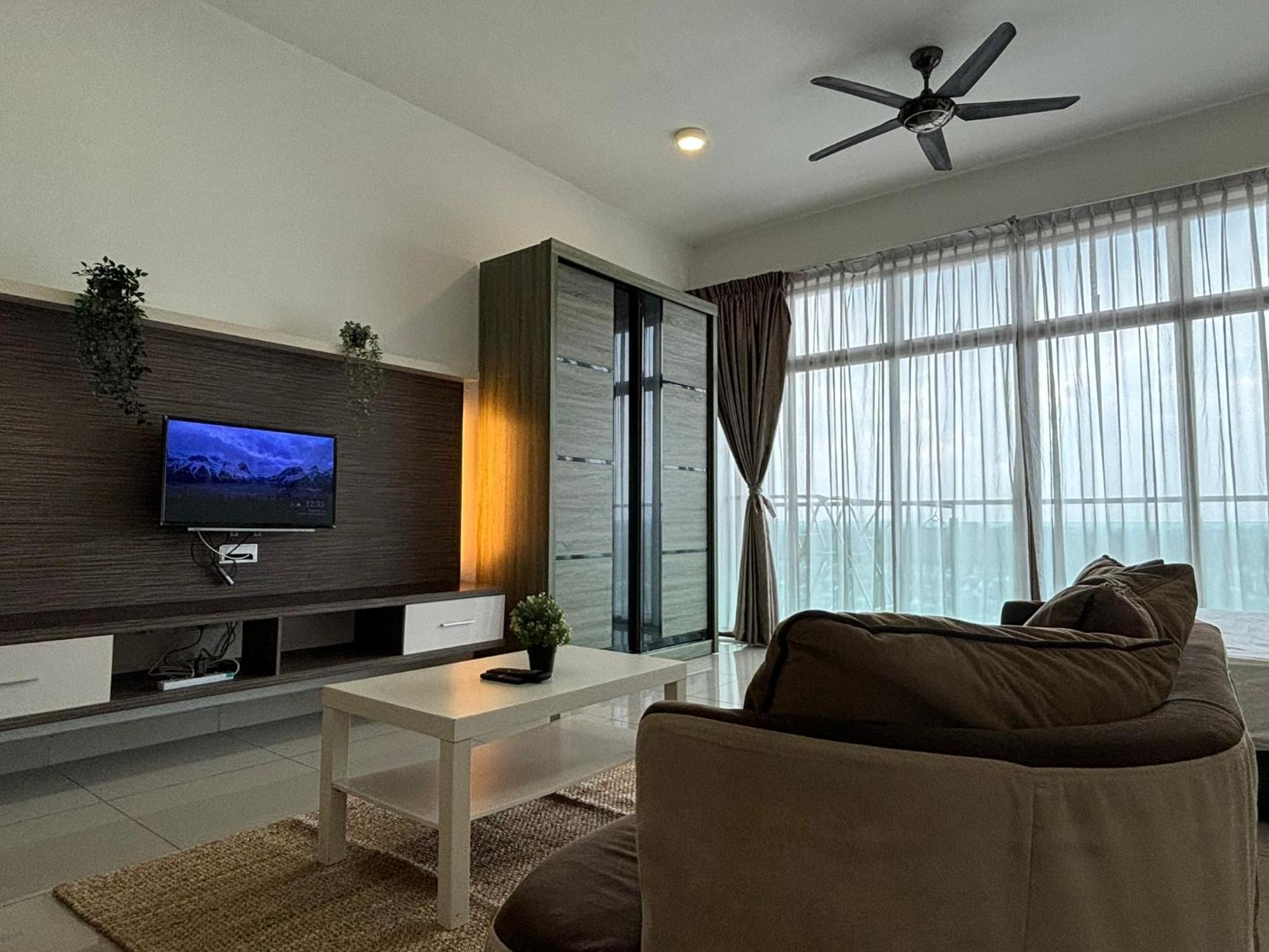 Mount Austin #palazio B2 Super View 1-2pax #mspro Apartment