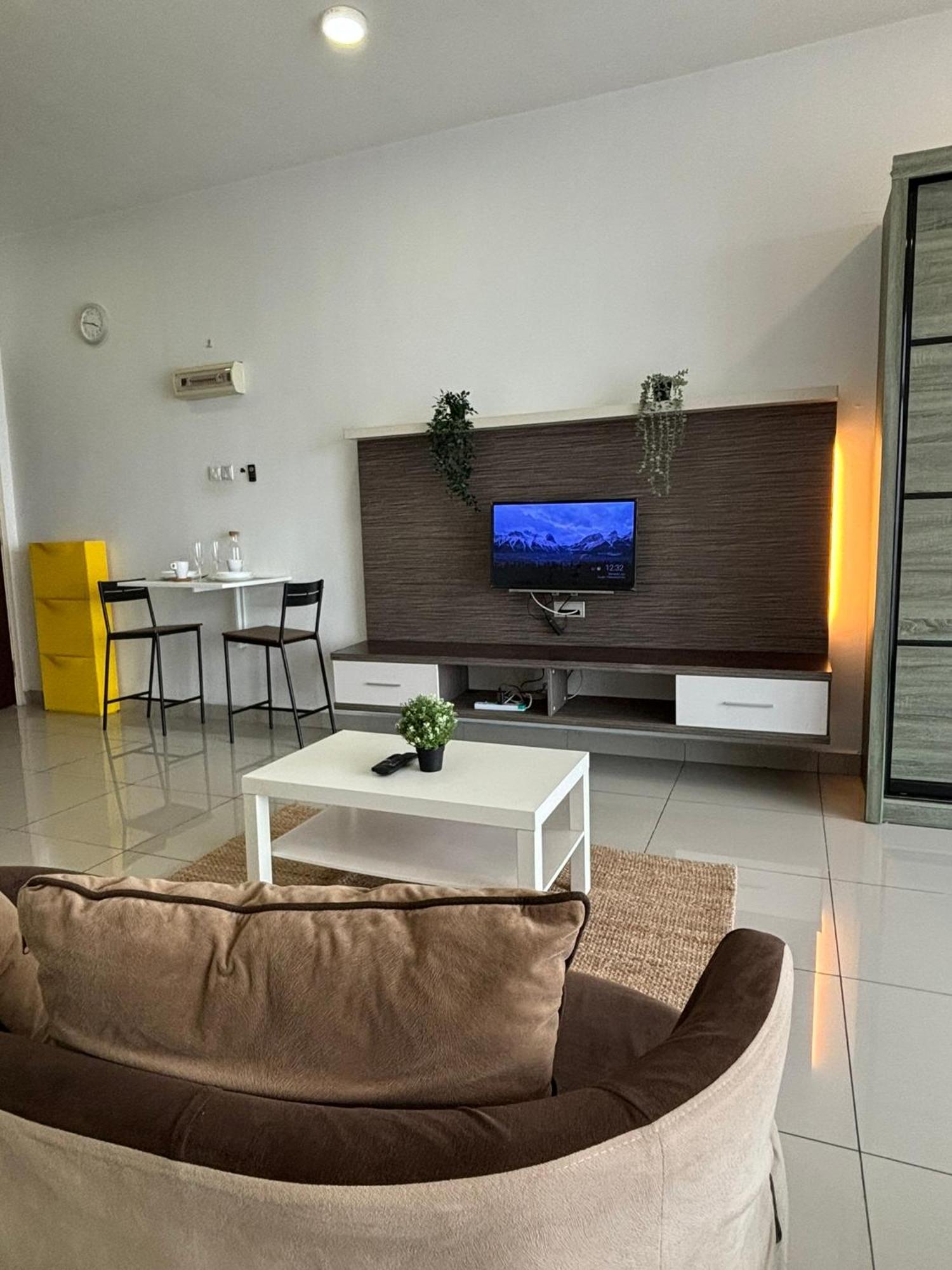 Mount Austin #palazio B2 Super View 1-2pax #mspro Apartment