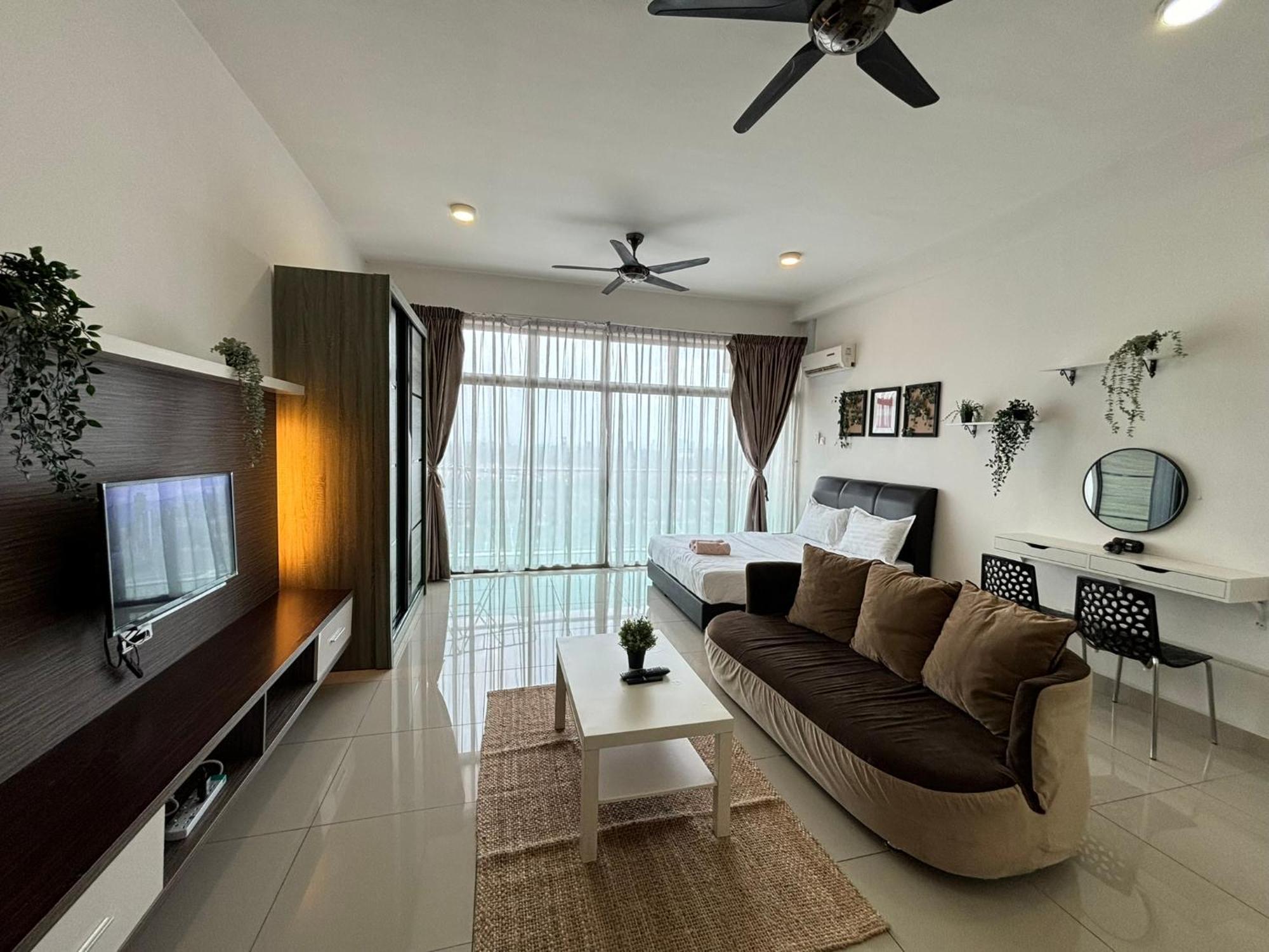 Apartment Mount Austin #palazio B2 Super View 1-2pax #mspro *