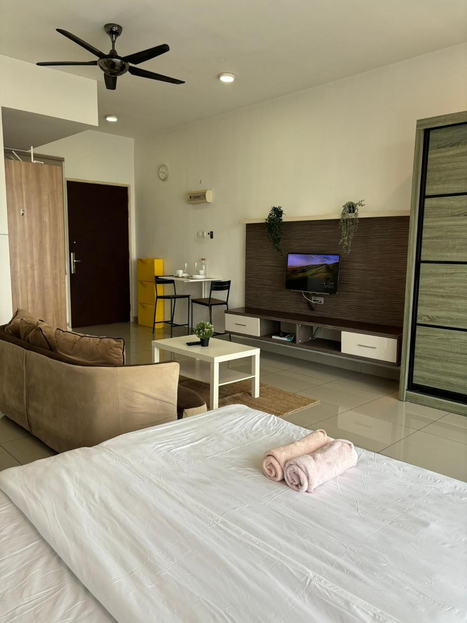 Mount Austin #palazio B2 Super View 1-2pax #mspro * Johor Bahru